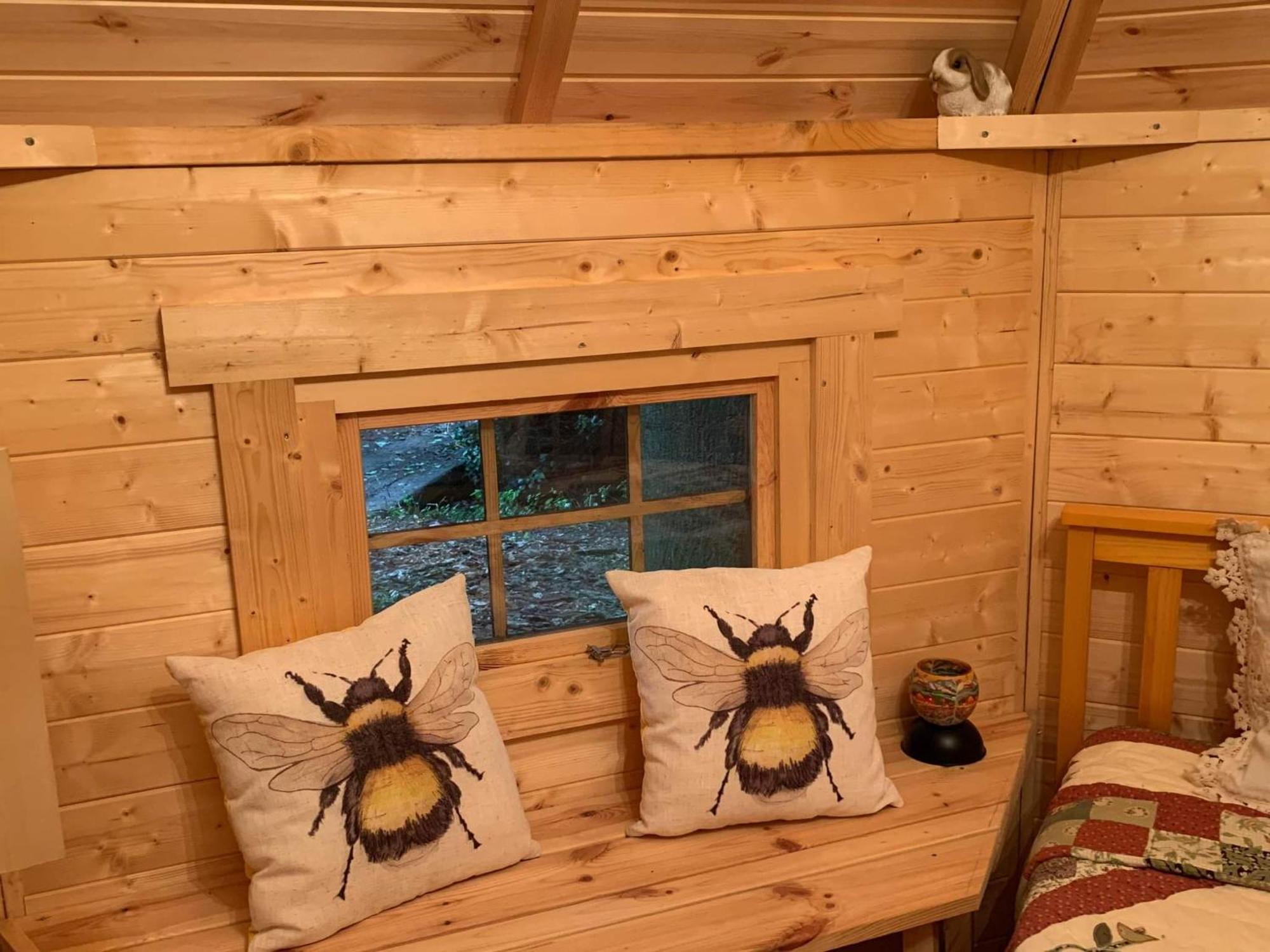 Starry Meadow & Rescued Animal Experiences Villa Great Yarmouth Room photo